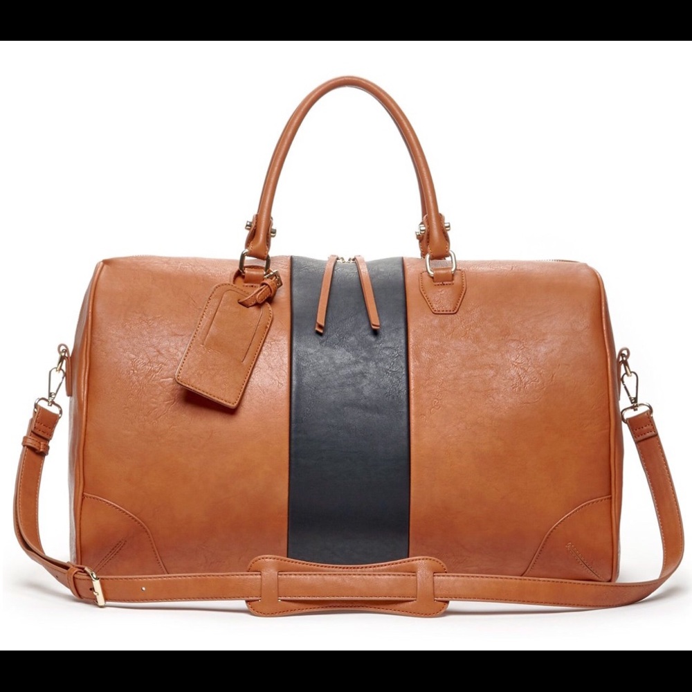 Robin, vegan leather weekend travel bag